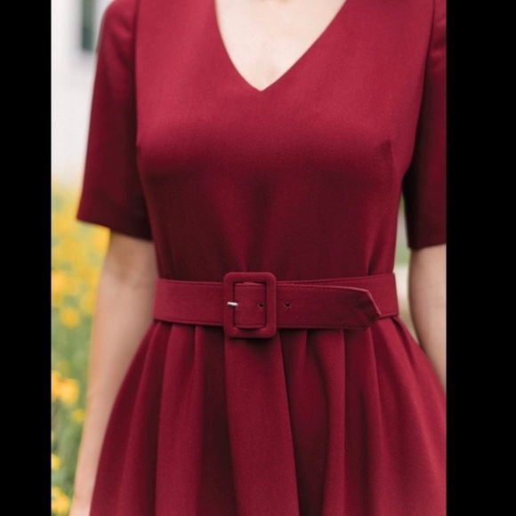 Women’s Gal Meets Glam Fit and Flare Size 4 Burgundy Dress Belted - Picture 3 of 13